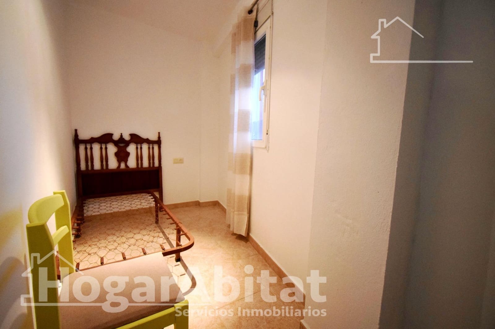 3 soveværelse Villa til salg i Vilamarxant / Villamarchante med swimmingpool garage - € 150.000 (Ref: 9548295)