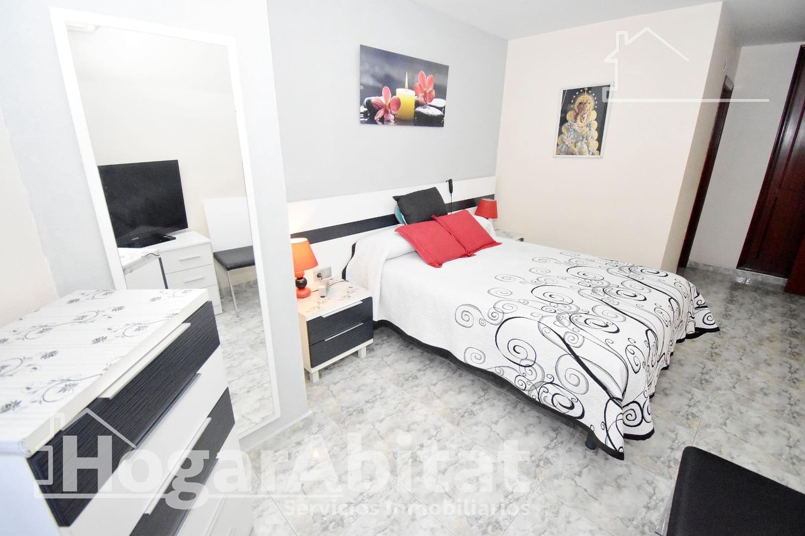 4 bedroom Flat for sale in Castello de la Plana - € 174,000 (Ref: 9548298)