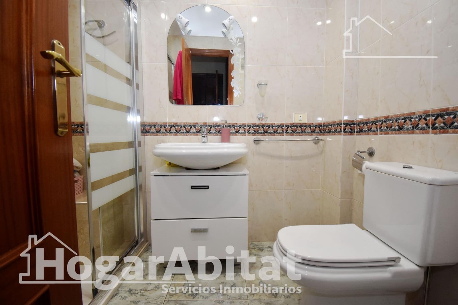 4 bedroom Flat for sale in Castello de la Plana - € 174,000 (Ref: 9548298)