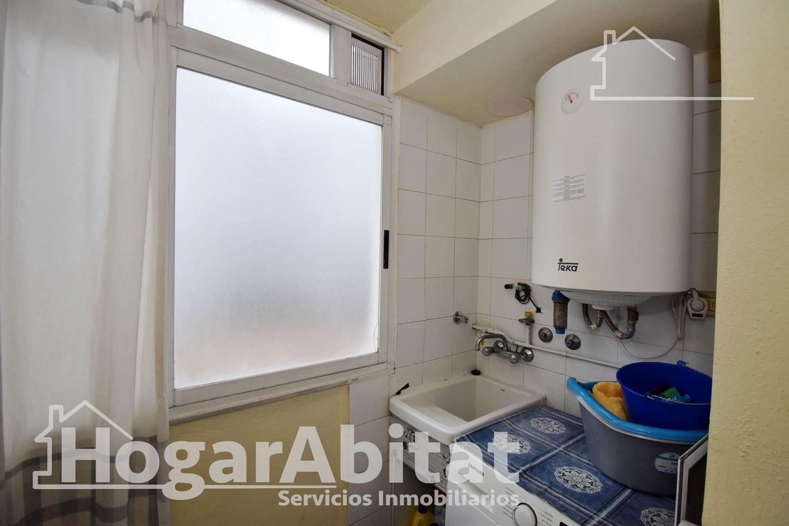 4 bedroom Flat for sale in Castello de la Plana - € 174,000 (Ref: 9548298)