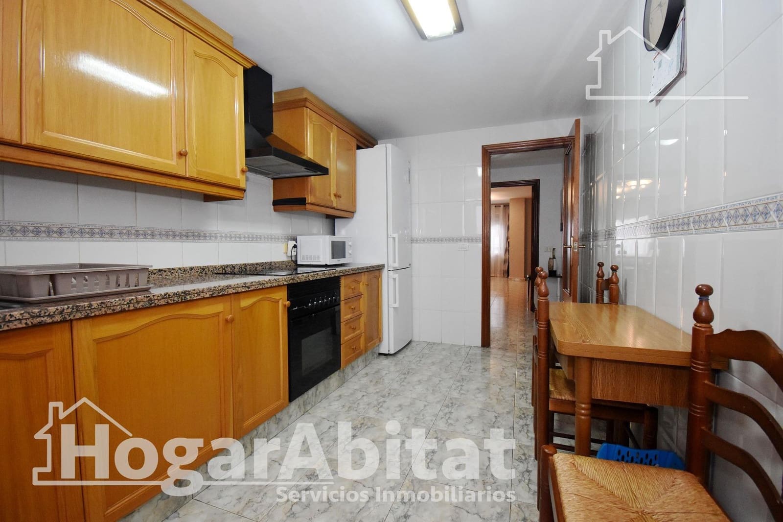 4 bedroom Flat for sale in Castello de la Plana - € 174,000 (Ref: 9548298)