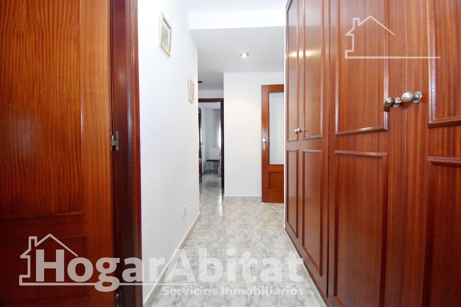 4 bedroom Flat for sale in Castello de la Plana - € 174,000 (Ref: 9548298)