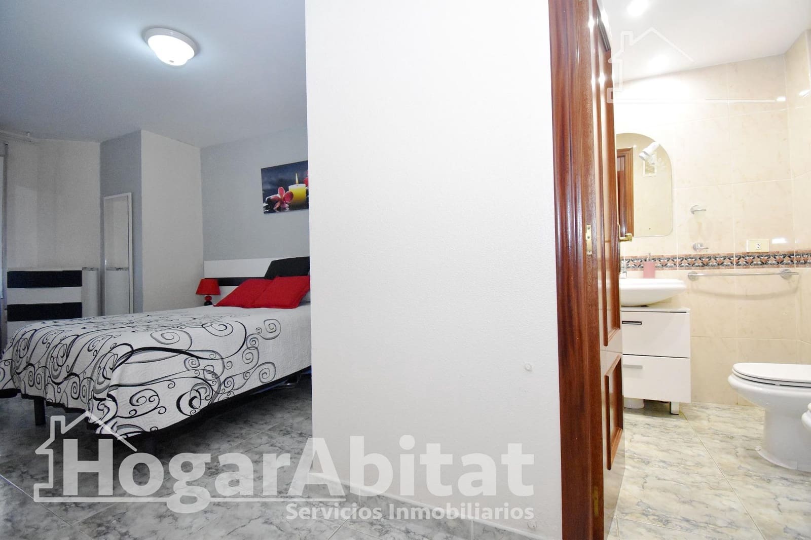 4 bedroom Flat for sale in Castello de la Plana - € 174,000 (Ref: 9548298)