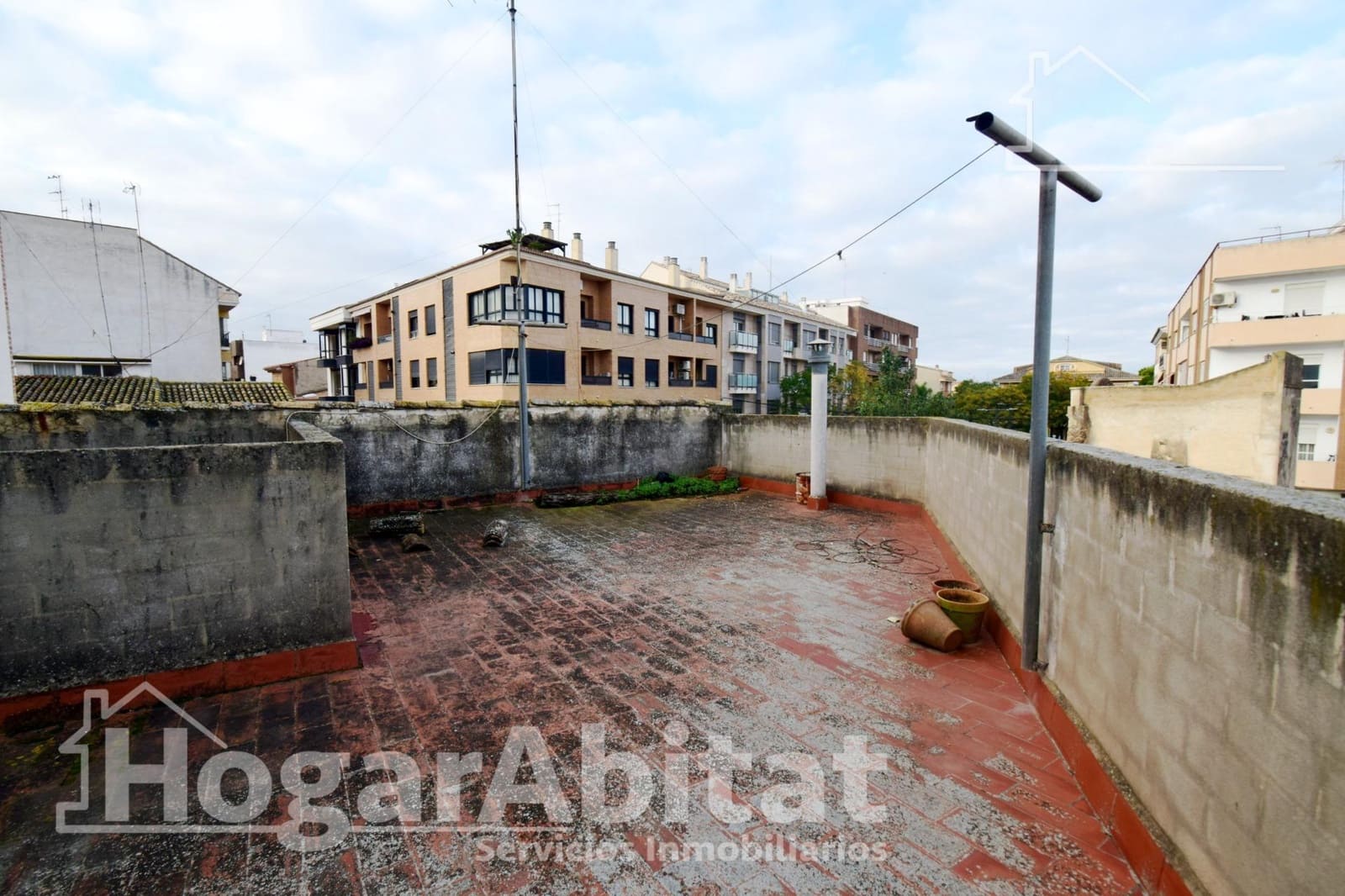 Casa de 4 habitaciones en L'Eliana en venta - 230.000 € (Ref: 9548303)