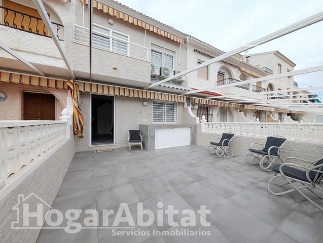 2 bedroom Townhouse for sale in Gran Playa, Santa Pola with garage - € 295,000 (Ref: 9548304)