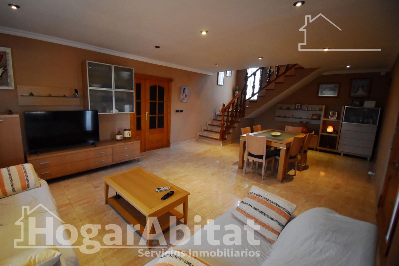 5 soverom Villa til salgs i Castello de la Plana med svømmebasseng garasje - € 270 000 (Ref: 9555928)