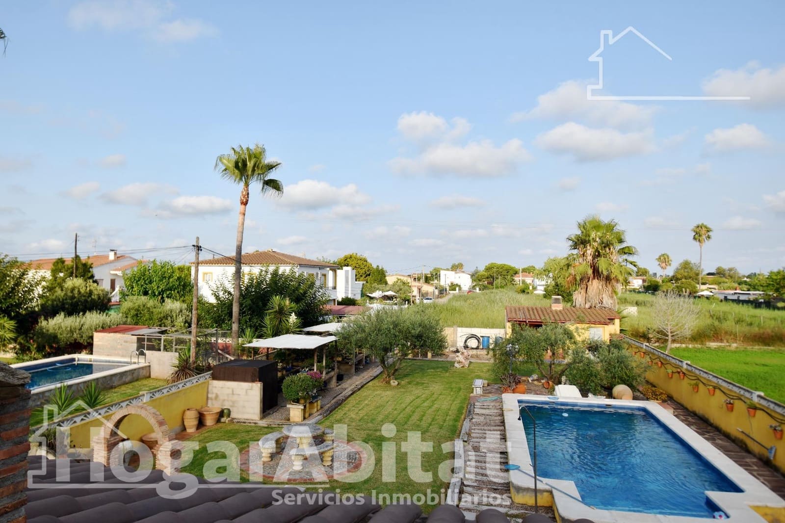 5 soverom Villa til salgs i Castello de la Plana med svømmebasseng garasje - € 270 000 (Ref: 9555928)