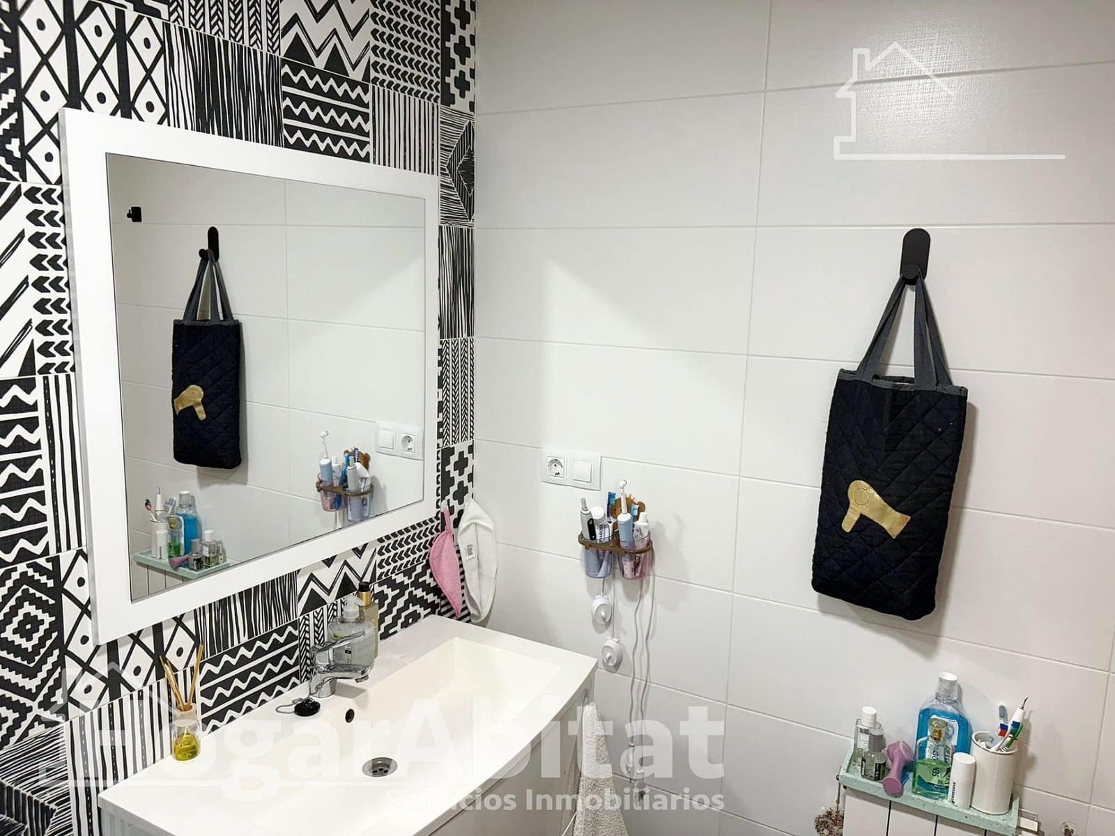 3 bedroom Flat for sale in Castello de la Plana - € 240,000 (Ref: 9555931)