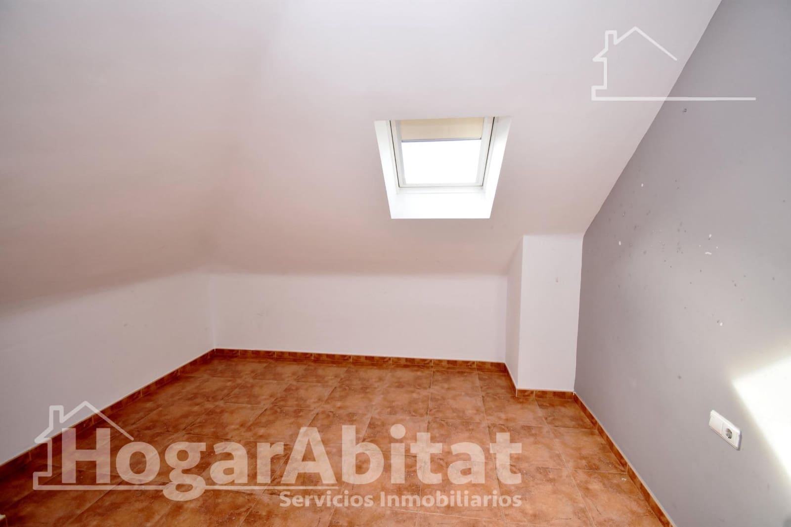2 bedroom Flat for sale in Alzira - € 165,000 (Ref: 9555942)