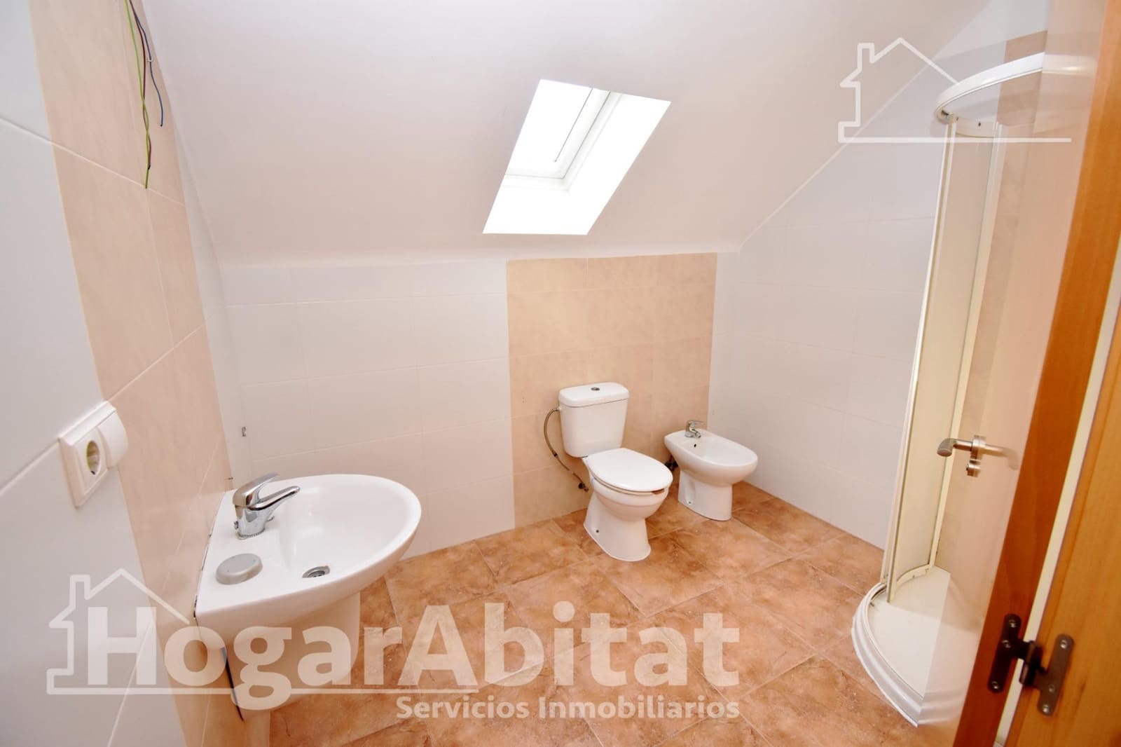 2 bedroom Flat for sale in Alzira - € 165,000 (Ref: 9555942)
