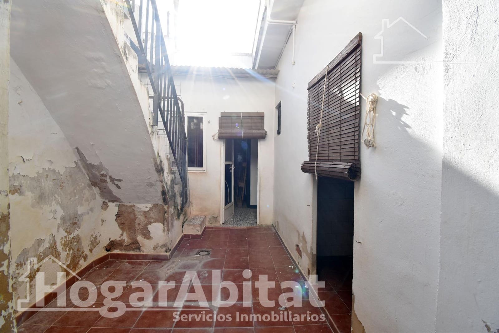 5 sovrum Hus till salu i Tavernes de la Valldigna - 75 000 € (Ref: 9555943)