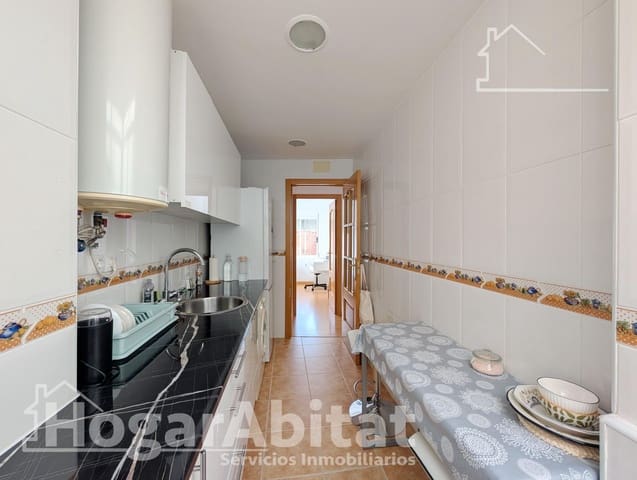 3 soverom Leilighet til salgs i Carolinas Bajas, Alicante by - € 165 000 (Ref: 9561872)