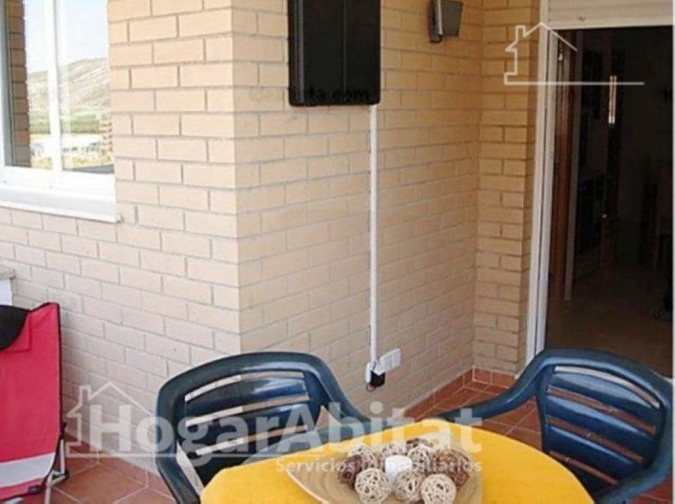 3 makuuhuone Asunto myytävänä paikassa Oropesa  mukana uima-altaan 
autotalli - 228 000 € (Ref: 9561873)