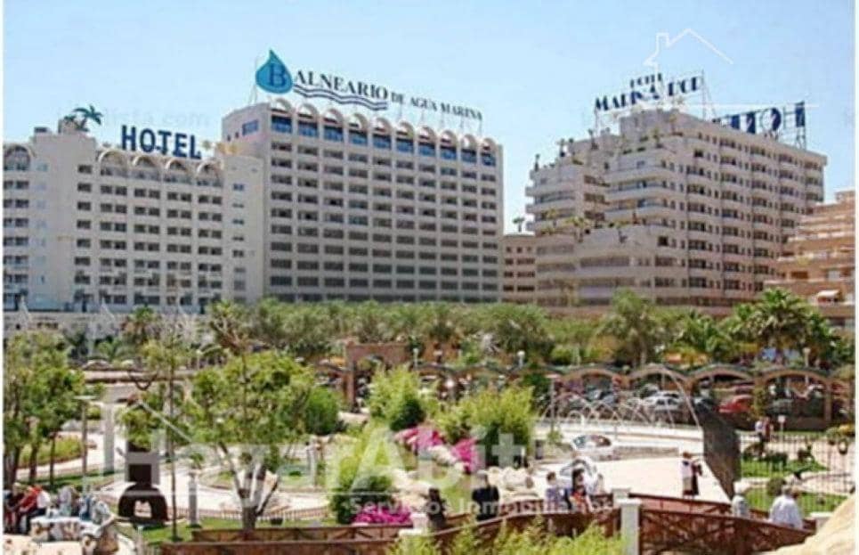 3 makuuhuone Asunto myytävänä paikassa Oropesa  mukana uima-altaan 
autotalli - 228 000 € (Ref: 9561873)