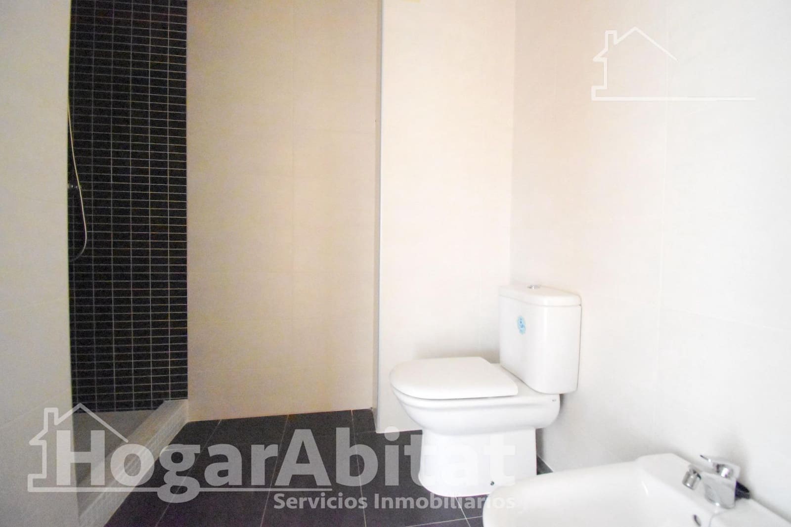 Piso de 1 habitación en Gandia en venta con garaje - 135.000 € (Ref: 9561876)