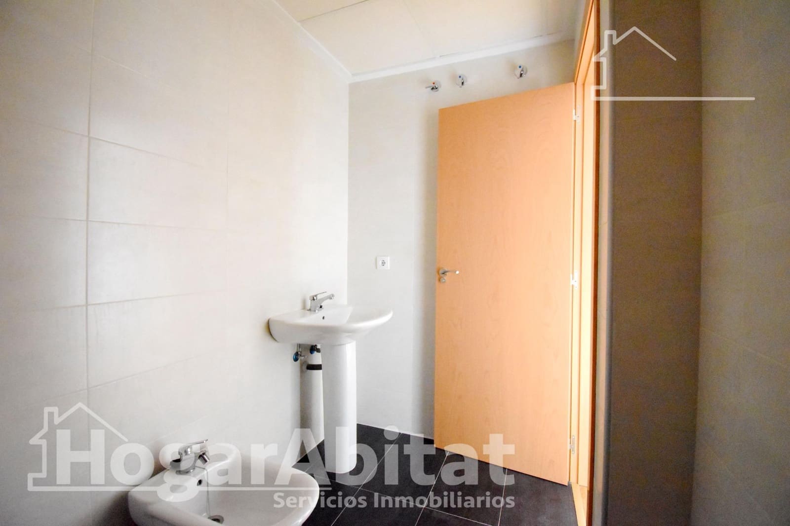 Piso de 1 habitación en Gandia en venta con garaje - 135.000 € (Ref: 9561876)