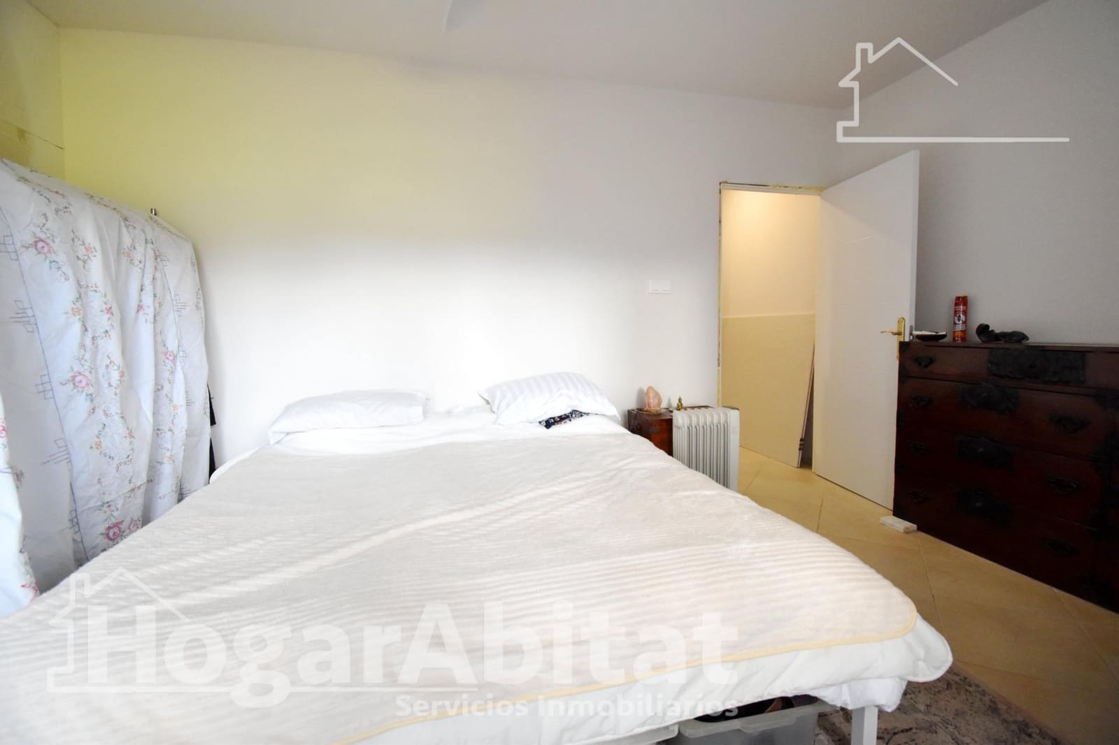 6 bedroom Villa for sale in Marchuquera with pool garage - € 450,000 (Ref: 9561877)