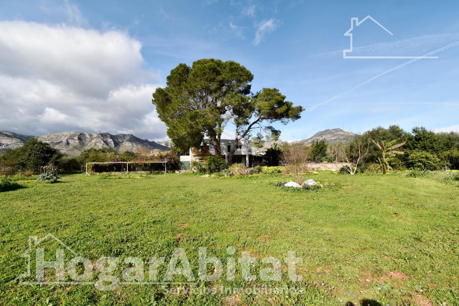 6 bedroom Villa for sale in Marchuquera with pool garage - € 450,000 (Ref: 9561877)