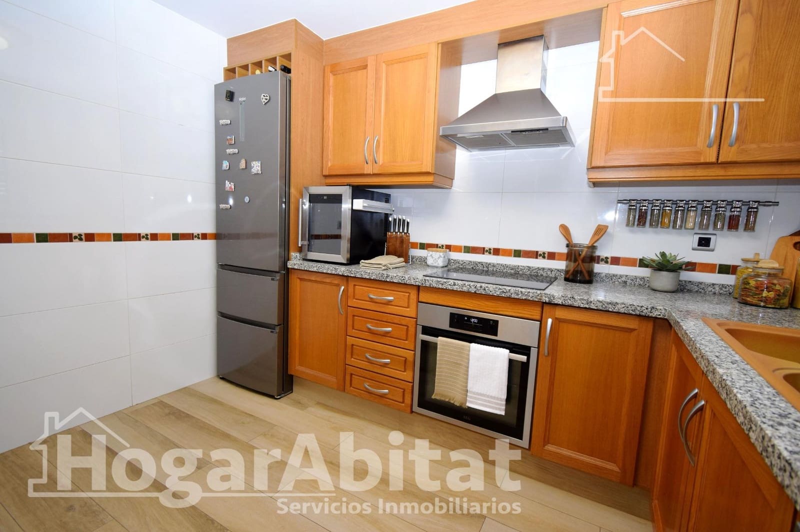 3 slaapkamer Flat te koop in Chiva met garage - € 225.000 (Ref: 9561879)