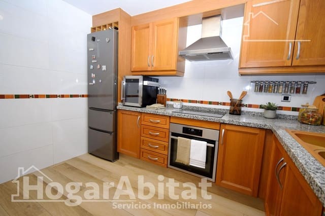 3 slaapkamer Flat te koop in Chiva met garage - € 225.000 (Ref: 9561879)