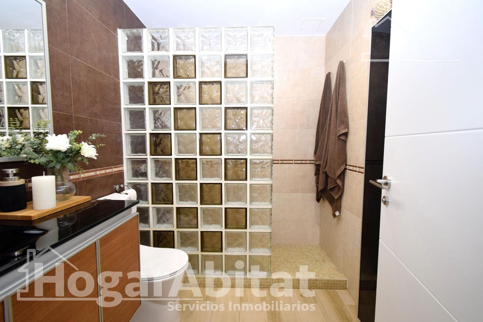 3 slaapkamer Flat te koop in Chiva met garage - € 225.000 (Ref: 9561879)