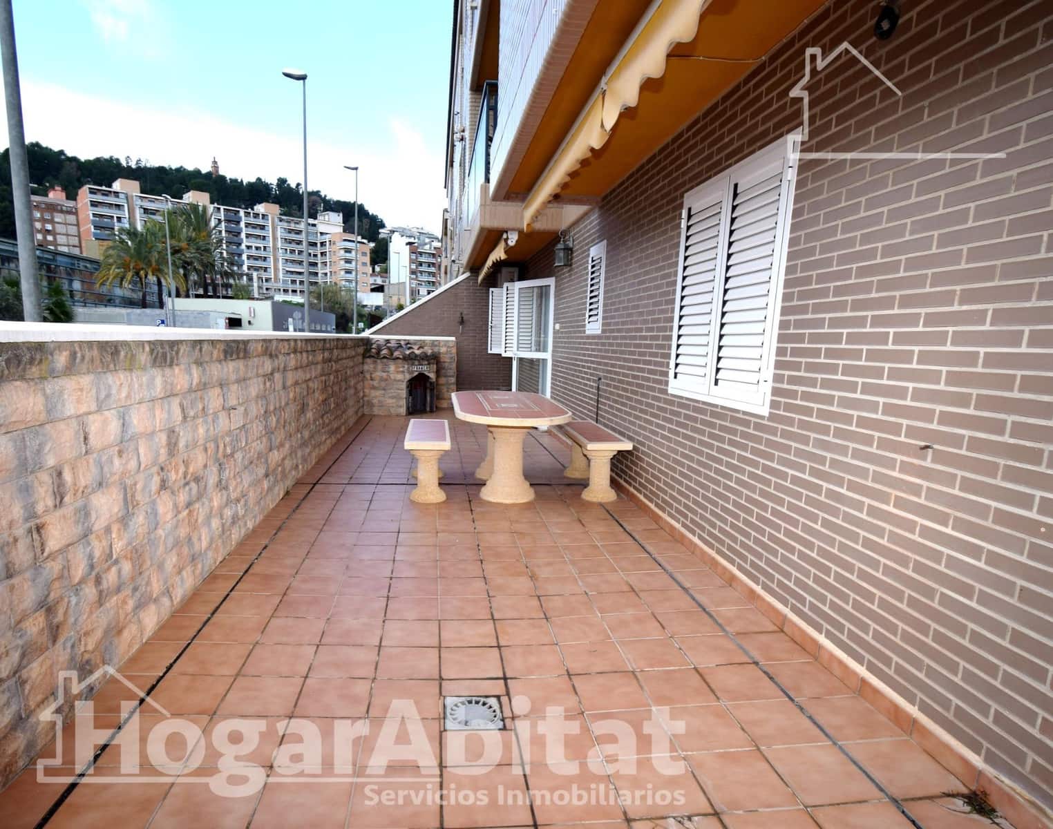 3 slaapkamer Flat te koop in Chiva met garage - € 225.000 (Ref: 9561879)