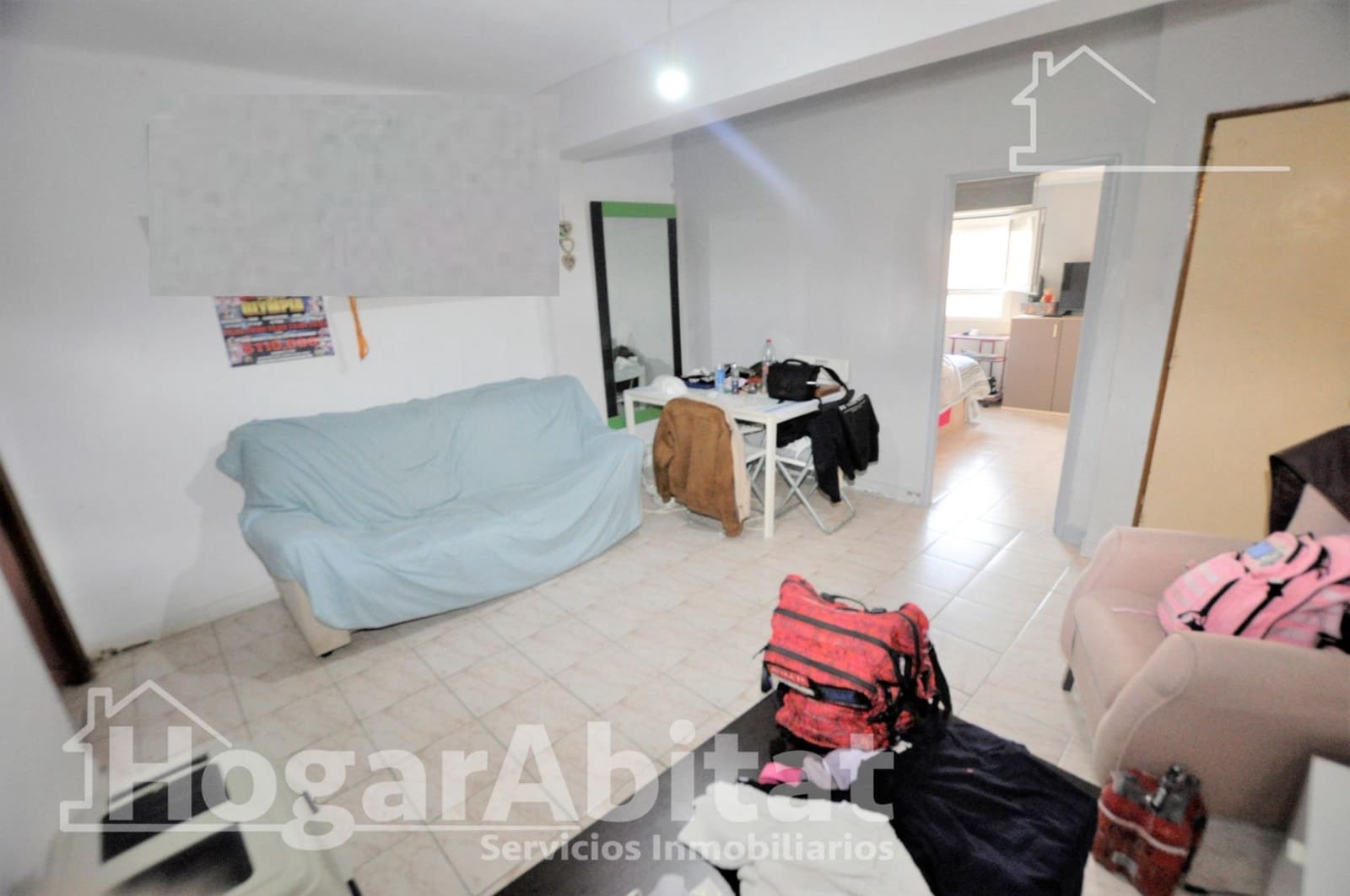 Piso de 3 habitaciones en Xirivella en venta - 160.000 € (Ref: 9561880)