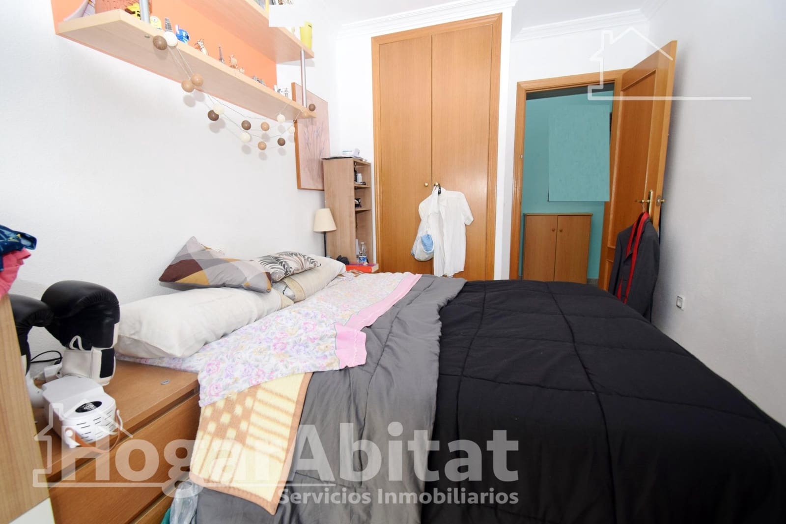 3 makuuhuone Asunto myytävänä paikassa La Pobla de Vallbona mukana 
autotalli - 235 000 € (Ref: 9561883)