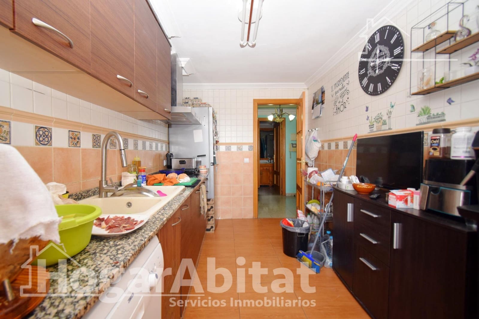 3 makuuhuone Asunto myytävänä paikassa La Pobla de Vallbona mukana 
autotalli - 235 000 € (Ref: 9568726)