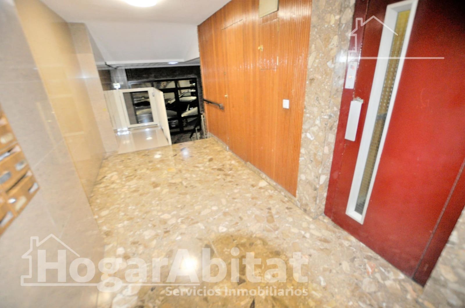 4 Zimmer Wohnung zu verkaufen in Xirivella mit Garage - 290.000 € (Ref: 9568730)