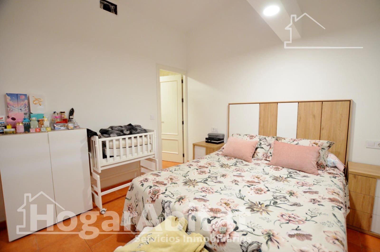 4 bedroom Villa for sale in Moralet with pool garage - € 270,000 (Ref: 9571236)