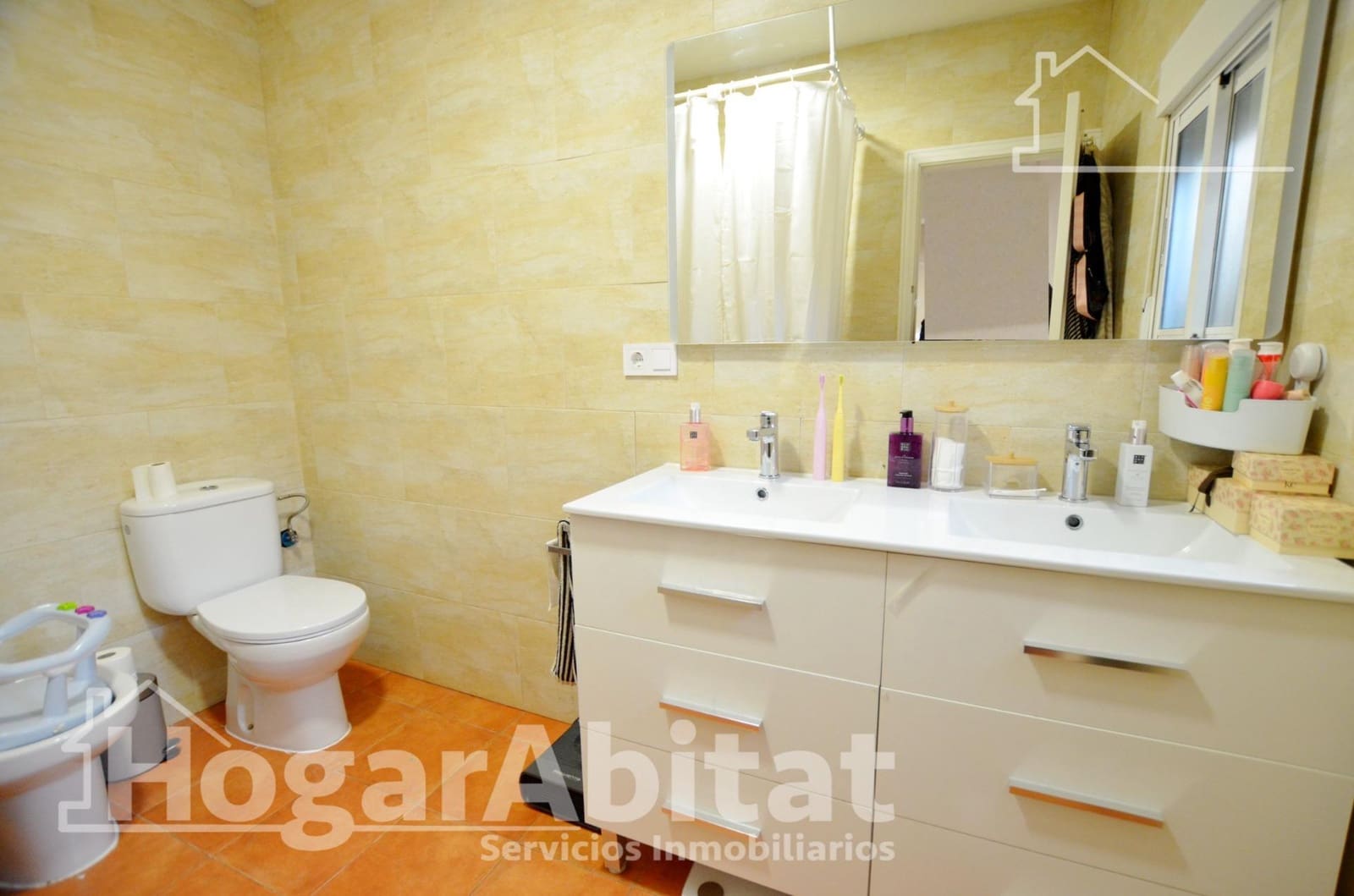 4 bedroom Villa for sale in Moralet with pool garage - € 270,000 (Ref: 9571236)