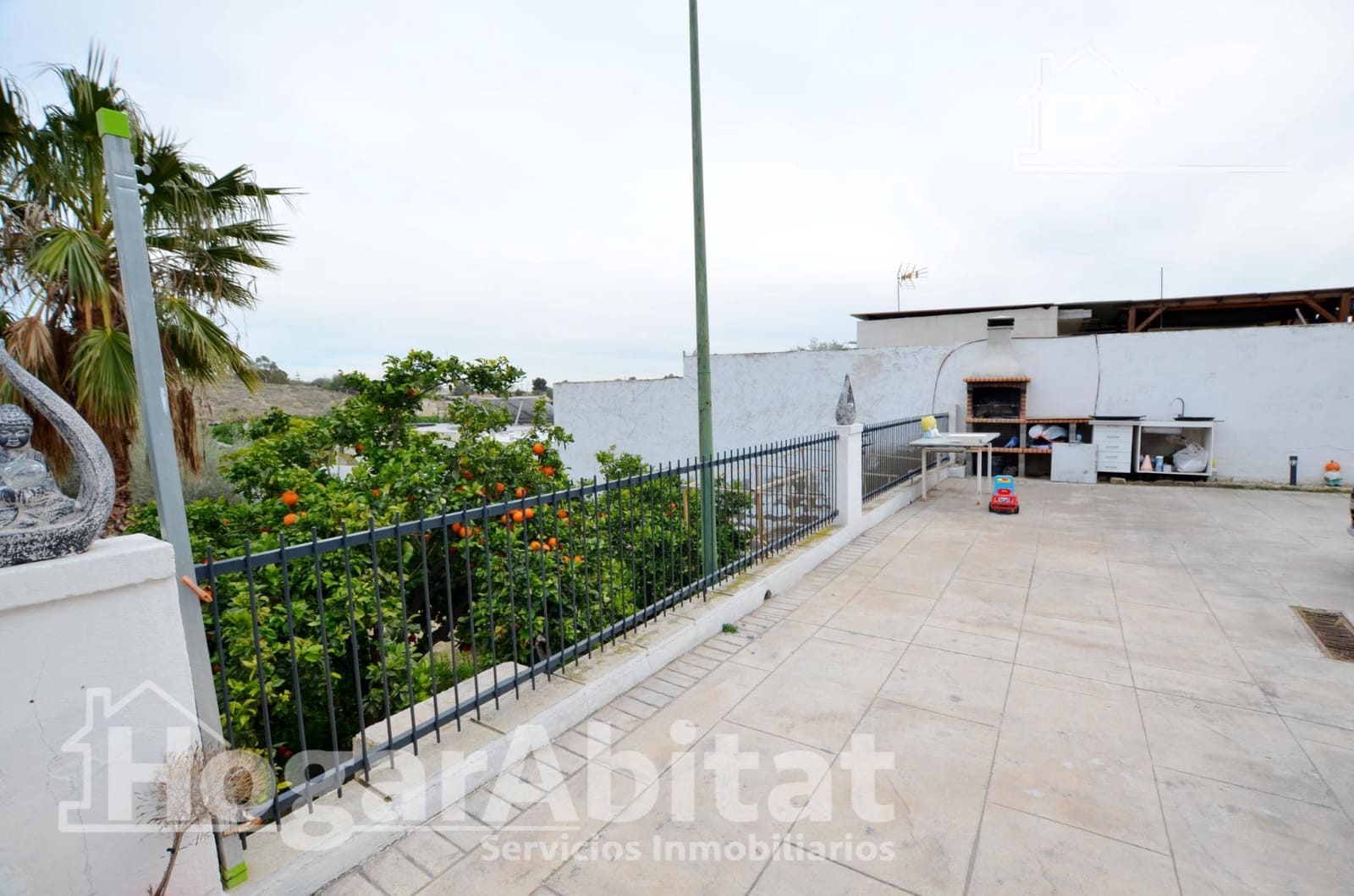 4 bedroom Villa for sale in Moralet with pool garage - € 270,000 (Ref: 9571236)