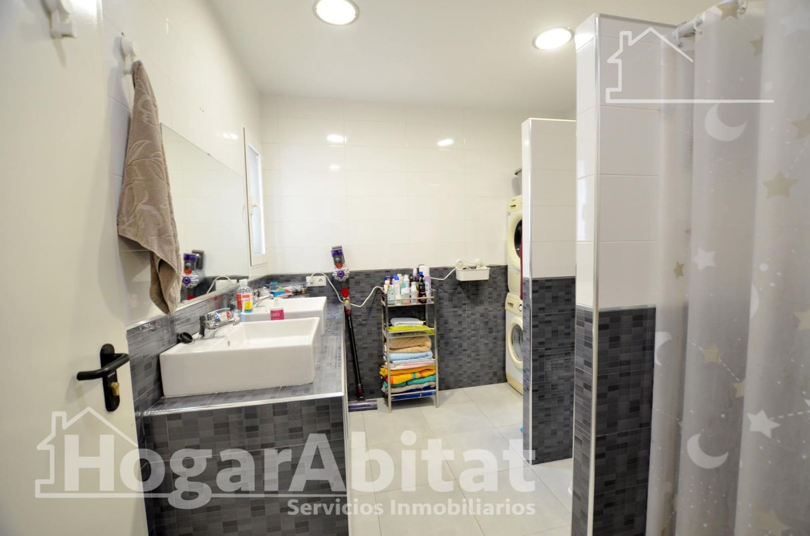 4 bedroom Villa for sale in Moralet with pool garage - € 270,000 (Ref: 9571236)