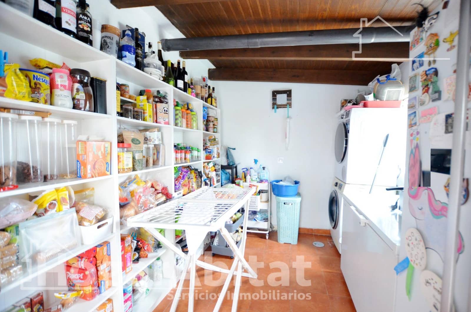 4 bedroom Villa for sale in Moralet with pool garage - € 270,000 (Ref: 9571236)