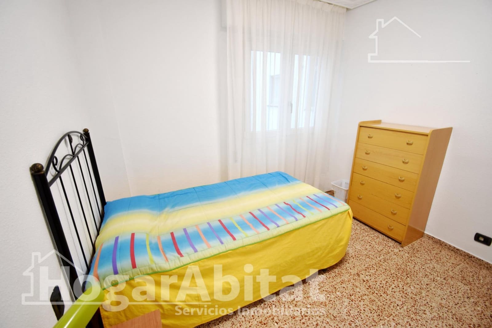 4 bedroom Flat for sale in Vila-real - € 150,000 (Ref: 9571254)