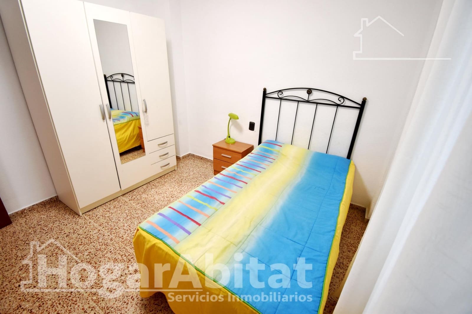 4 bedroom Flat for sale in Vila-real - € 150,000 (Ref: 9571254)