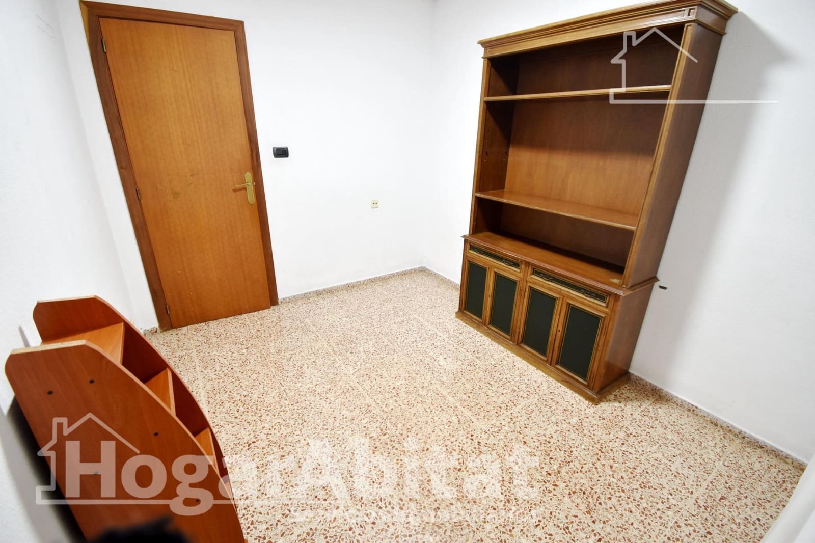 4 bedroom Flat for sale in Vila-real - € 150,000 (Ref: 9571254)