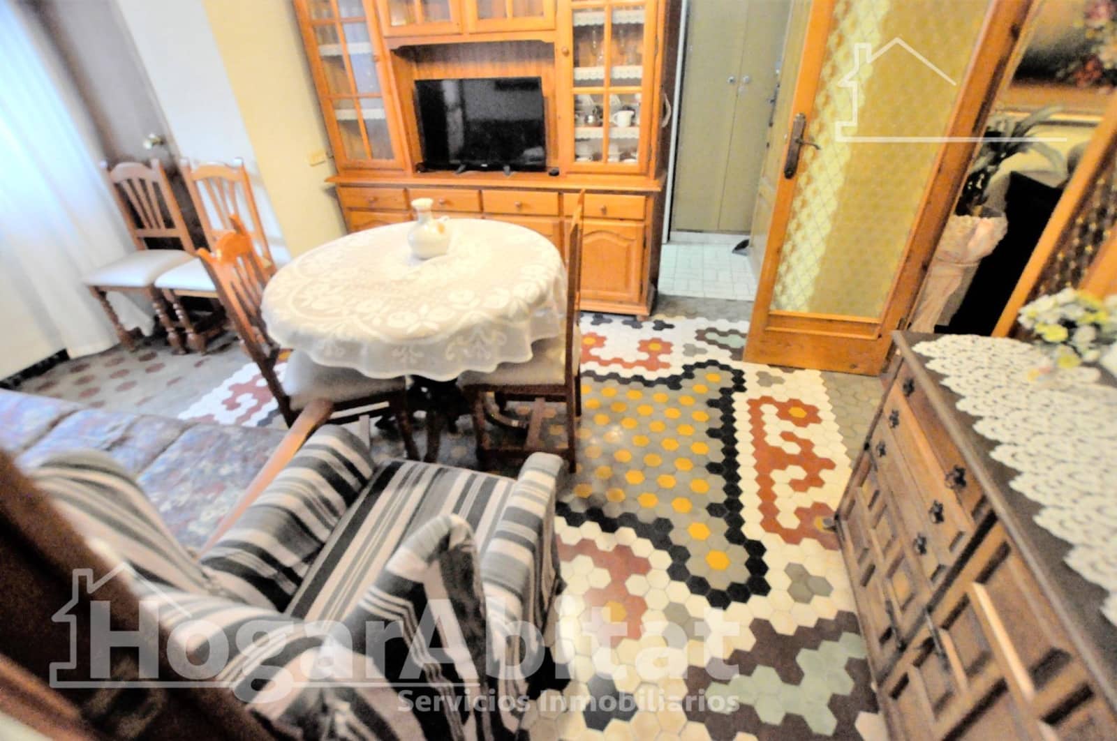 4 slaapkamer Flat te koop in Valencia stad - € 250.000 (Ref: 9574667)