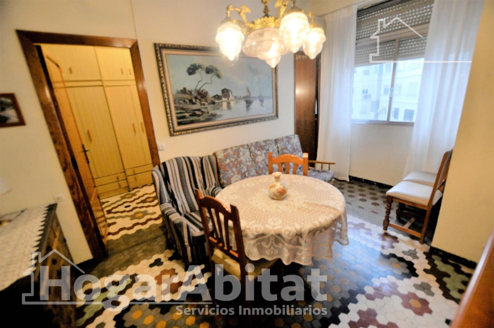 4 slaapkamer Flat te koop in Valencia stad - € 250.000 (Ref: 9574667)