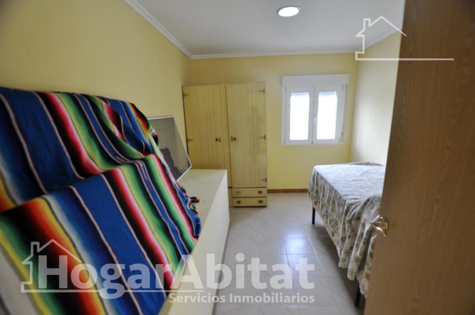 4 bedroom Villa for sale in Museros with garage - € 200,000 (Ref: 9574674)