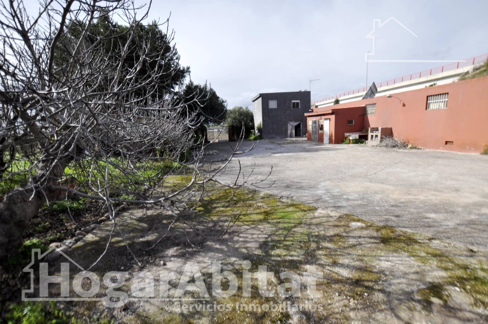 4 bedroom Villa for sale in Museros with garage - € 200,000 (Ref: 9574674)