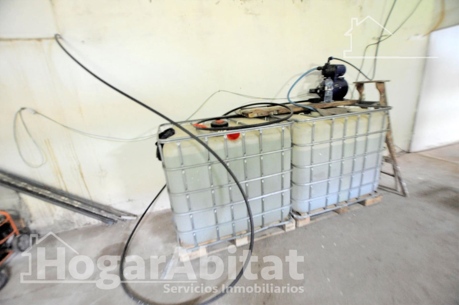 4 bedroom Villa for sale in Museros with garage - € 200,000 (Ref: 9574674)