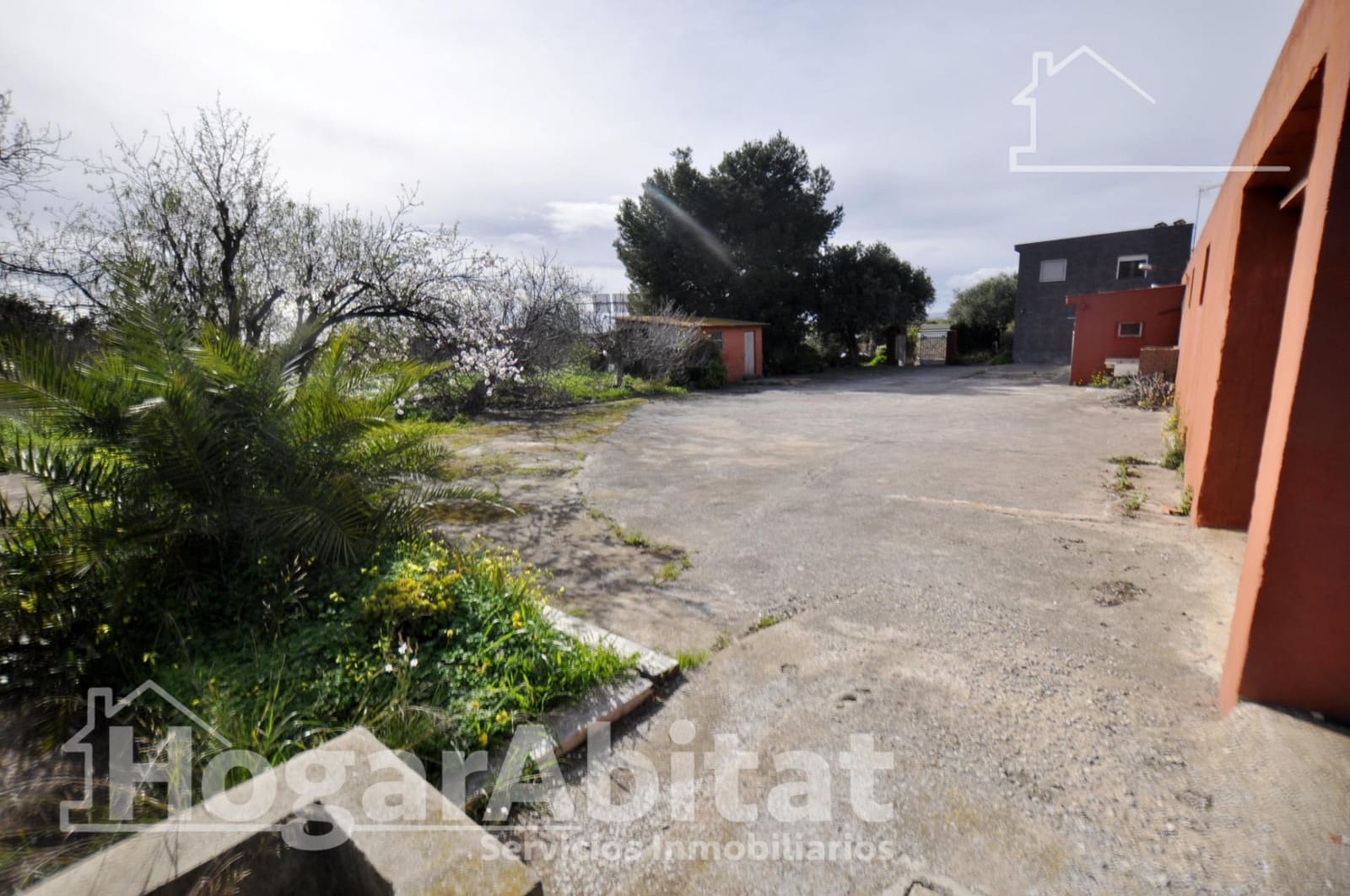 4 bedroom Villa for sale in Museros with garage - € 200,000 (Ref: 9574674)