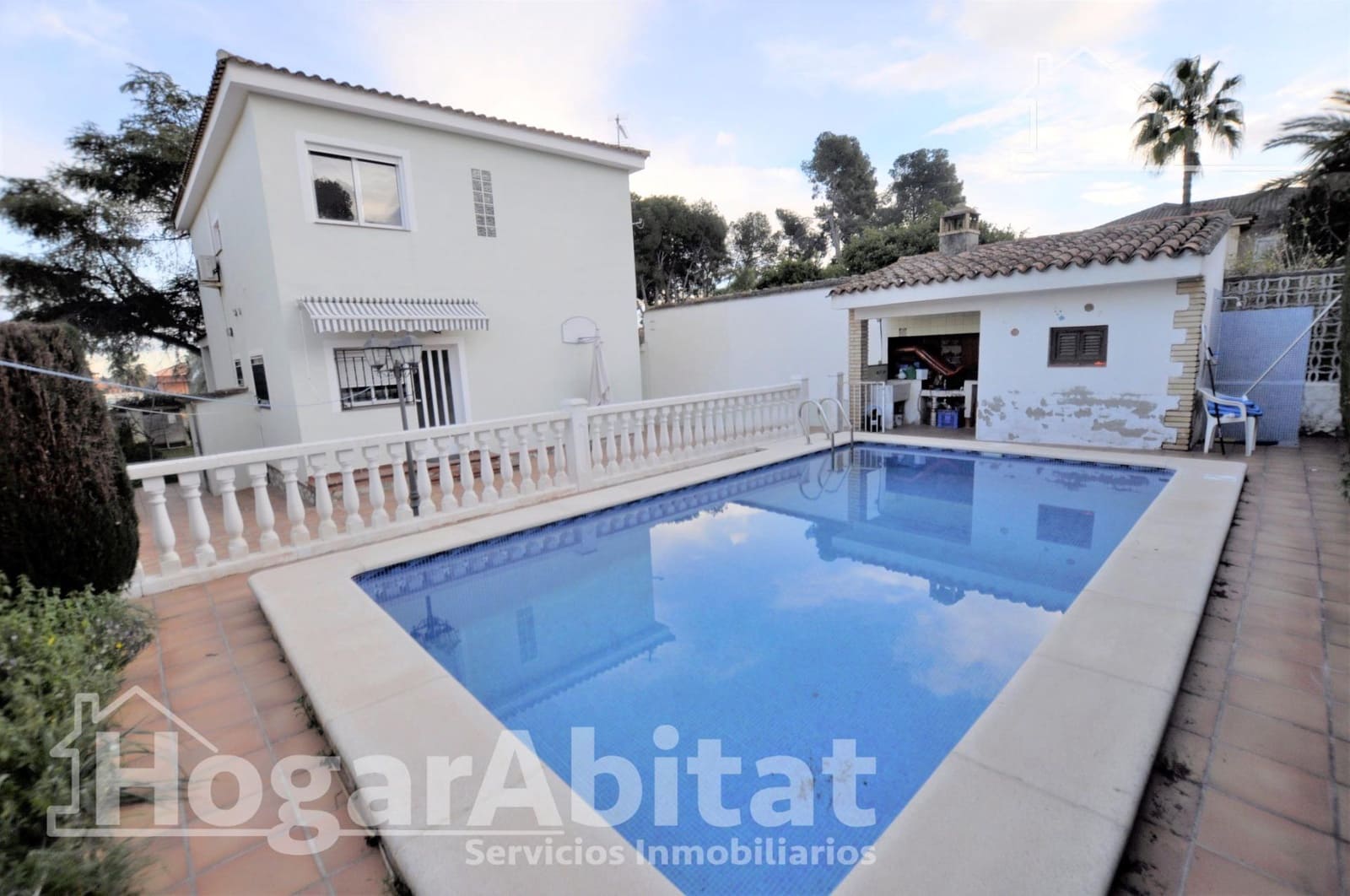 5 bedroom Villa for sale in Riba-roja de Turia with pool garage - € 495,000 (Ref: 9574675)