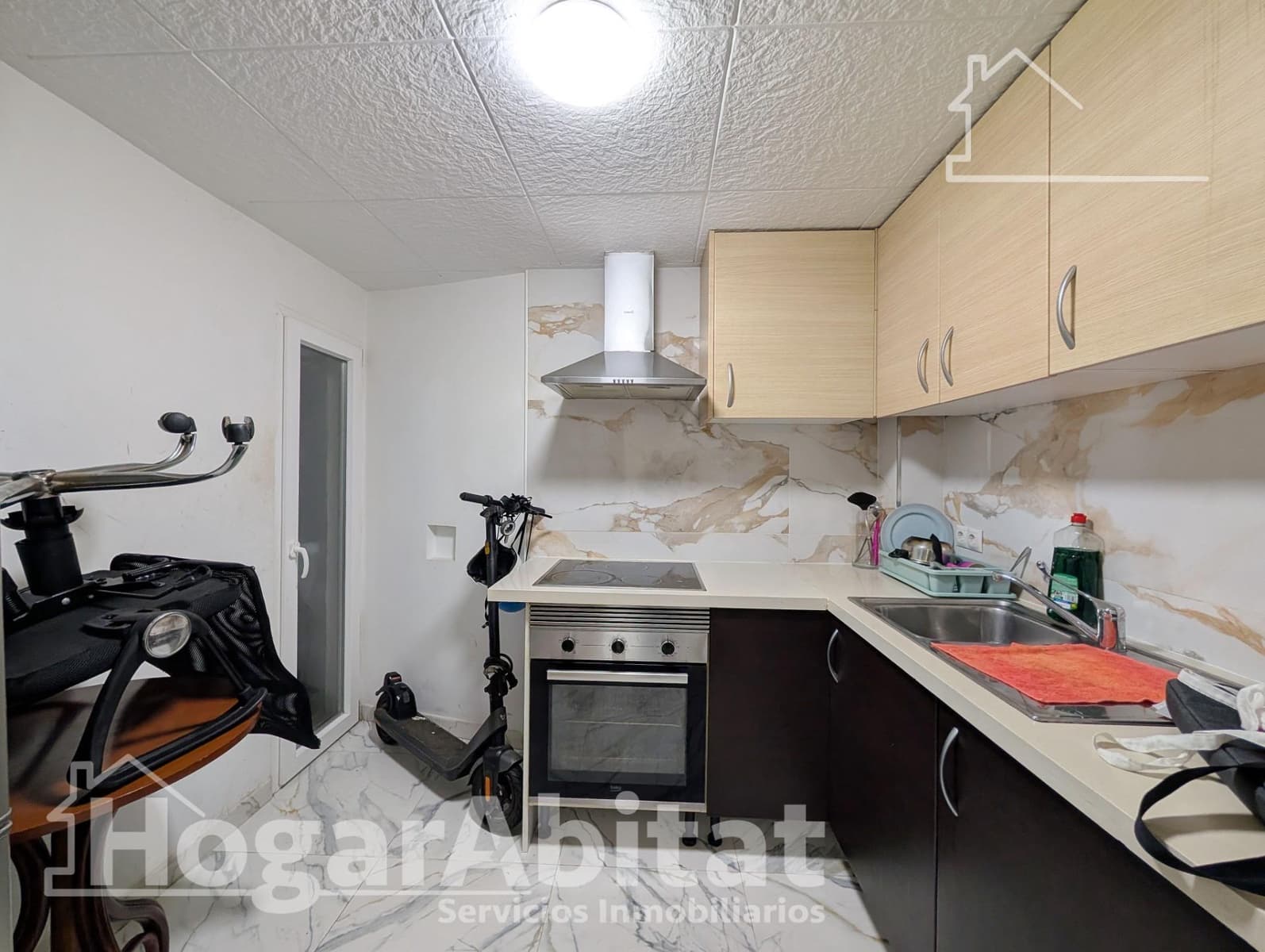 Piso de 5 habitaciones en Alicante / Alacant ciudad en venta - 154.900 € (Ref: 9574678)