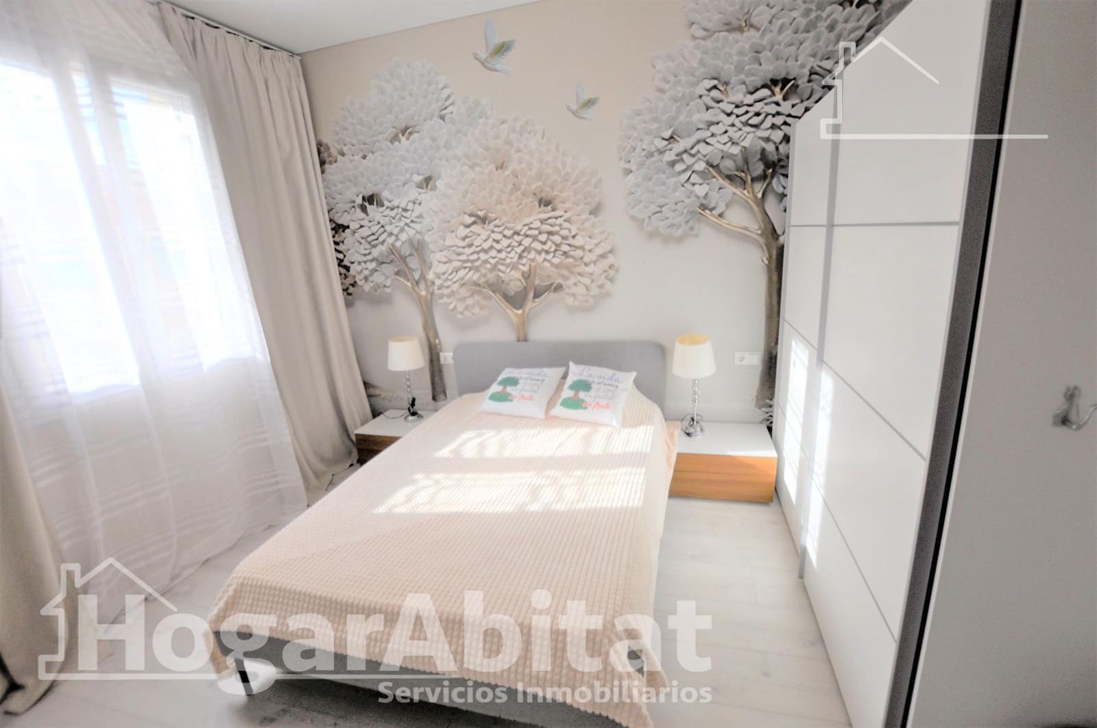 Piso de 3 habitaciones en València ciudad en venta - 245.000 € (Ref: 9574680)