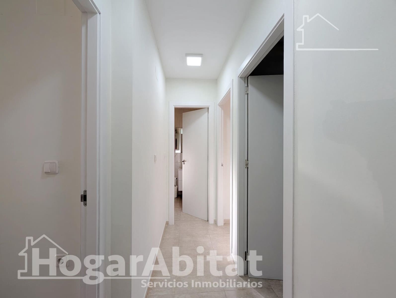 3 soveværelse Lejlighed til salg i Arenales del Sol med swimmingpool garage - € 360.000 (Ref: 9574681)