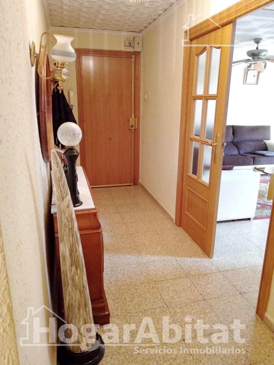 3 sovrum Lägenhet till salu i Moncada - 200 000 € (Ref: 9574685)