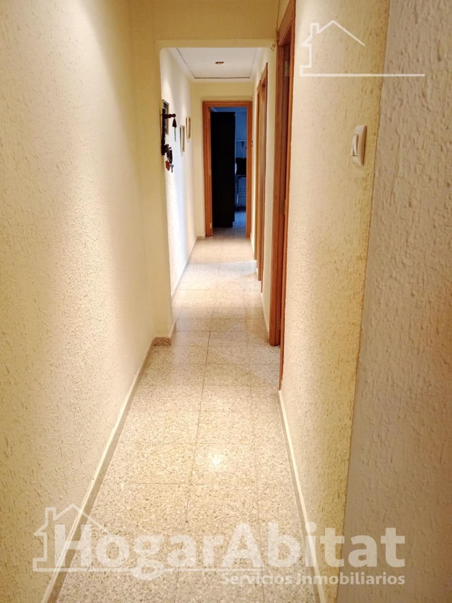 3 bedroom Flat for sale in Moncada - € 200,000 (Ref: 9583580)